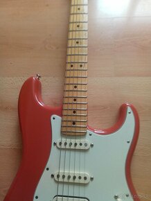 Fender American Special Stratocaster HSS MN Fiesta Red USA - 3