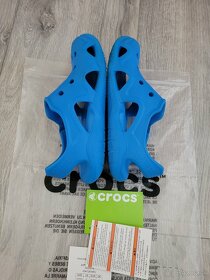 Crocs J1 32-33 - 3