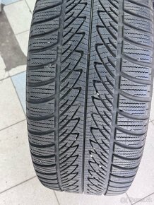 Goodyear Ultragrip Performance 8 - 3