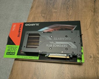 Gigabyte RTX 4070 Super 12GB OC WindForce - 3