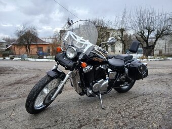 Honda VT 750 Balck Widow - 3