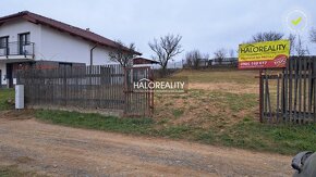 HALO reality - Predaj, pozemok pre rodinný dom   653 m2 Tvar - 3