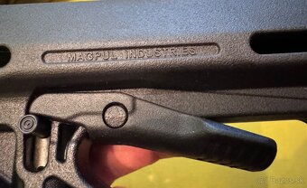 Predám pažbu na AR-15 MAGPUL MOE® CARBINE STOCK (MIL-SPE - 3