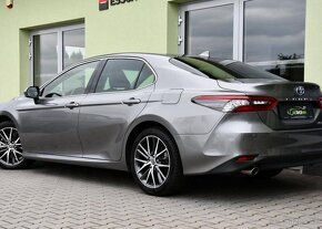 Toyota Camry 2.5HYBRID EXECUTIVE ZÁRUKA ČR 131 kw - 3