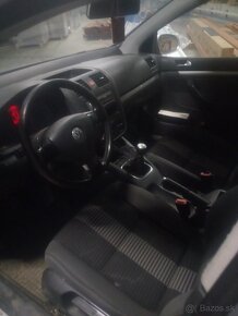 Volkswagen Golf 5 1.9 TDI Bluemotion - 3