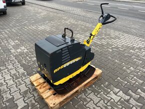 Reverzná vibračná doska Bomag BPR 60/65 D/E, sirka 750 mm - 3