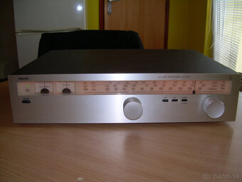 Philips 102 - 3