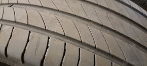 Predám 4ks jazdené letné 215/55r17-94V Michelin - 3