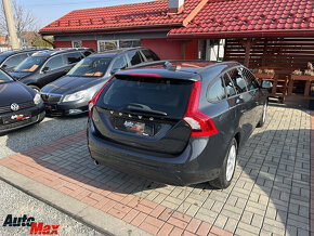 Volvo V60 D2 1.6L Kinetic - 3