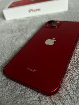 iPhone 13 - 128GB, červený - 3