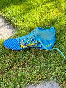 Predám detské kopačky NIKE JR MERCURIAL SUPERFLY veľ. 36,5 - 3