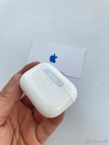 Originál Nahradný case pre Airpods Pro 2 ( 2022 ) Lightning - 3