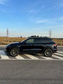 PORSCHE CAYENNE SE - 416HP 880NM - 3