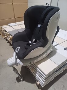 Otočná Autosedačka Britax Romer + isofix základňa - 3