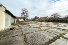 Na predaj rodinný dom na 2174 m² pozemku v obci Nový Život - 3