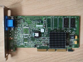 Predam starsie graficke AGP/PCIe karty - 3