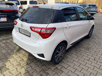 Toyota Yaris 1.5 VVT-iE Selection 20 rokov - 3