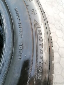 Zimné pneu = 235/65 = R17 = 108H = DUNLOP - 3