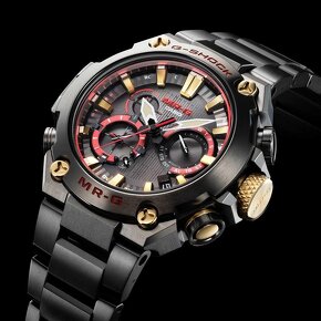 Casio G-SHOCK MRG-B2000B-1A4DR Samurai Armor - 3