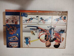 Hot wheels track builder system - 3