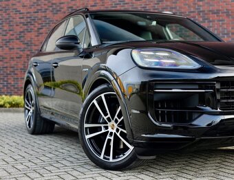 PORSCHE Cayenne E-Hybrid 346KW, AT, Nový model, V záruke - 3