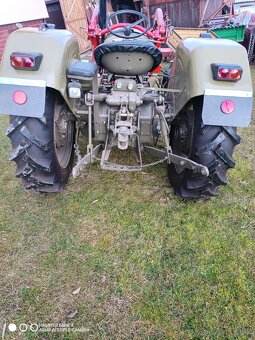 Zetor 3045 s celnym nakladacom - 3