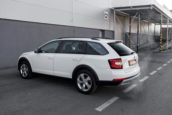 Škoda Octavia Combi SCOUT 2.0TDI 110kW DSG7 4x4 03/2019 - 3