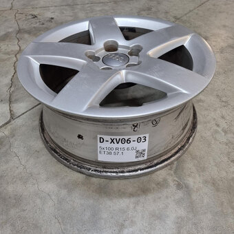 Hliníkové AUDI disky 5x100 R15 6.0J ET38 - 3