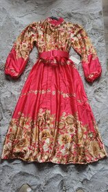 kvetované šaty - 3