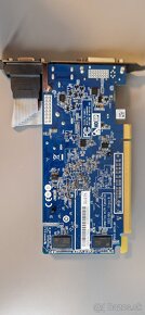 AMD Radeon HD 6450 - 3