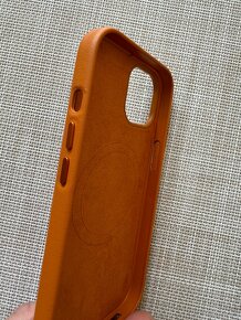 iPhone 15 leather case, hnedy - 3