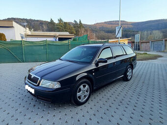 Škoda Octavia combi 1,9 TDI 81kw Elegance - 3