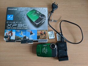 Vodotesný fotoaparát Fuji XP30 aj na potápanie - 3