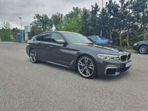 Predam BMW M550i - 3