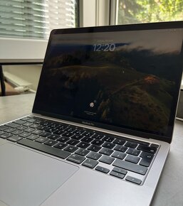 MacBook Pro 13" 2020, 16gb RAM, 256gb SSD, touchBar - 3