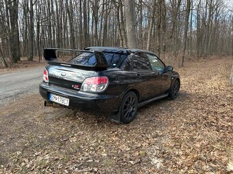 Subaru Impreza wrx sti - 3