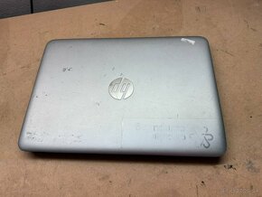 Predám pokazený notebook na náhradné diely zn. HP 820 G3 - 3