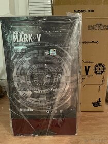 Hot Toys Iron Man Mark V reissue - 3