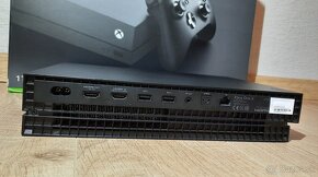 Xbox One X 1Tb - 3