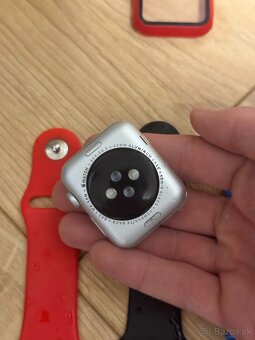 Apple Watch Series 3, 42mm GPS - 3