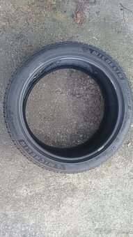 Zimné Michelin  255/40r20 - 3