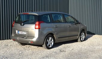 Peugeot 5008 1.6 HDi 7 Miest - 3