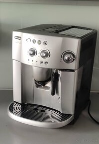 Predam kavovar Delonghi ESAM 4200S - 3