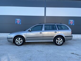 Škoda Octavia Combi 1 1.6MPI TOUR Nová STK/EK 168000km - 3