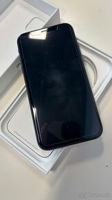 Apple iPhone 11 64GB - 3