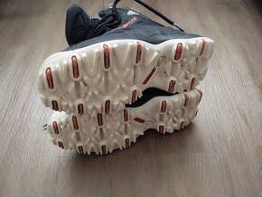 Predám  Adidas TERREX CONRA veľ.34 - 3