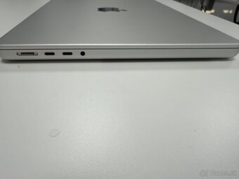 Apple Macbook Pro 14” - M1 MAX, 64 gb RAM - 3