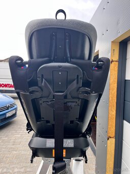 ISOFIX-ový 360° rotačná bezpečnostná autosedačka Mama Kiddie - 3