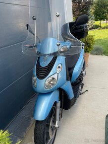 Piaggio Carnaby 200es - 3