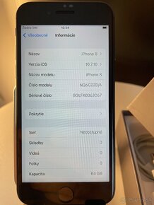 Apple iPhone 8 64GB Black - 3